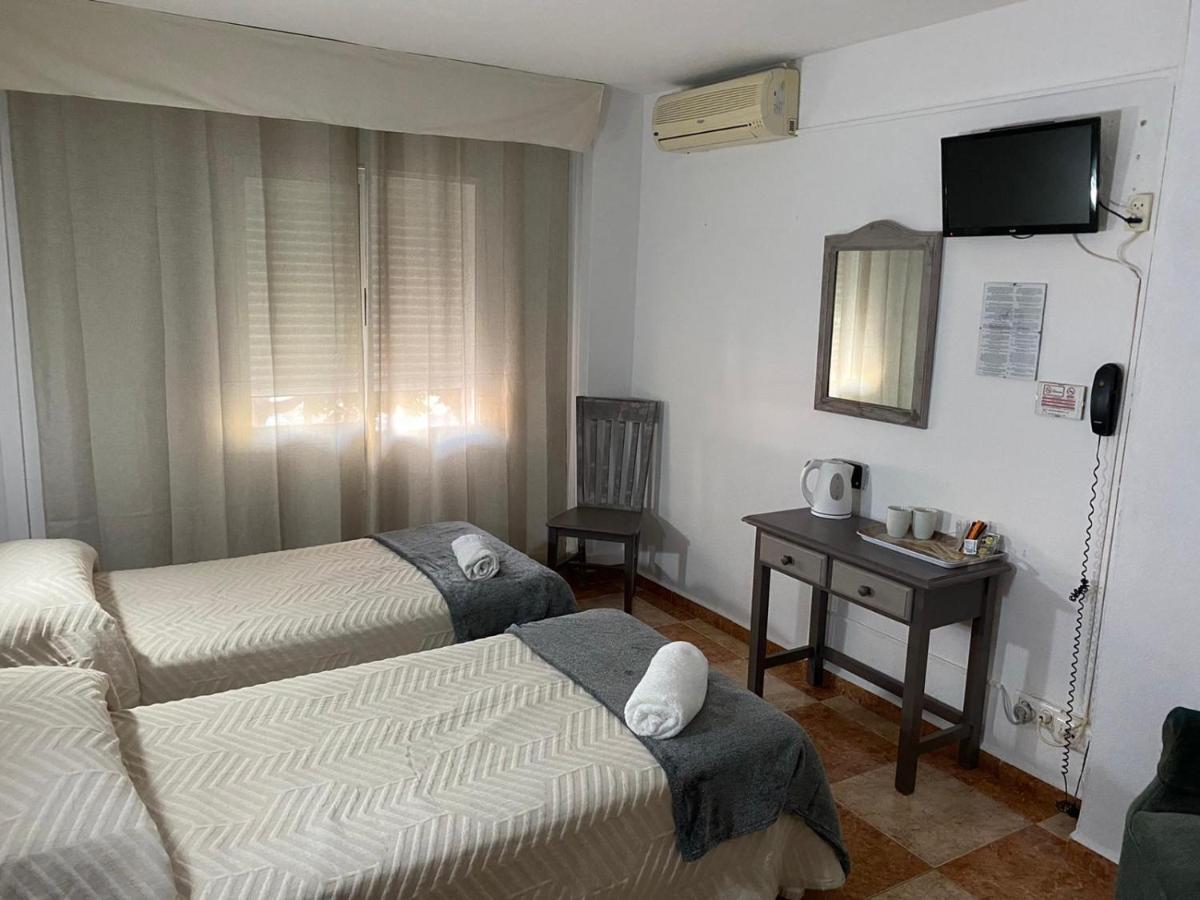 Virgen Del Rocio II Hotell Torremolinos Exteriör bild