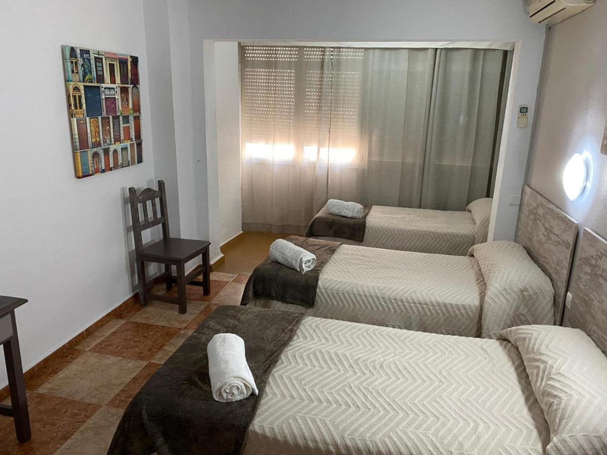 Virgen Del Rocio II Hotell Torremolinos Exteriör bild